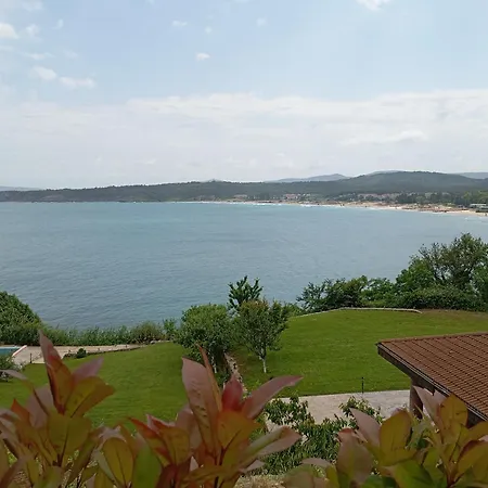 Provence アパート *